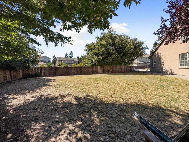 5565 Havencrest Cir, Stockton, CA 95219
