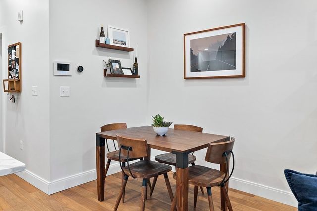 303 Sumner St 3R, Boston, MA 02128