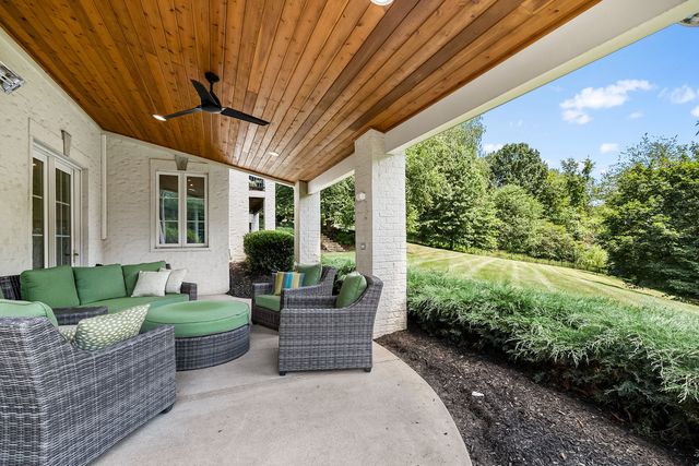 108 Carriage Hill DRIVE, Adams Twp, PA 16046