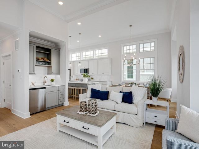 10-B W MARSHALL AVE, Long Beach Township, NJ 08008