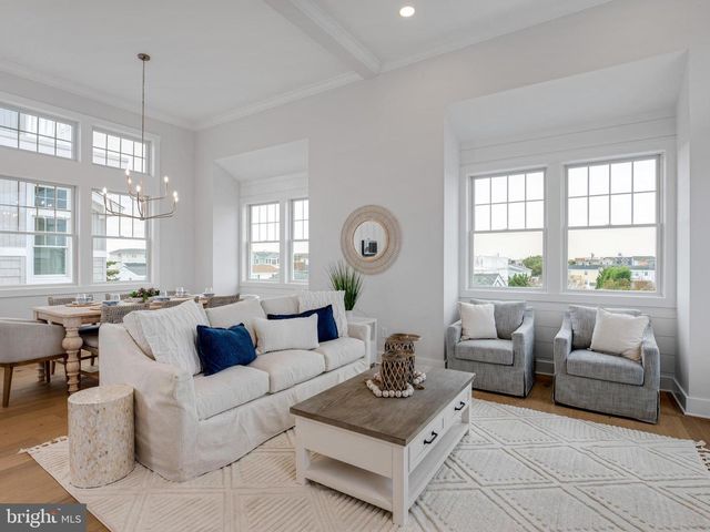 10-B W MARSHALL AVE, Long Beach Township, NJ 08008