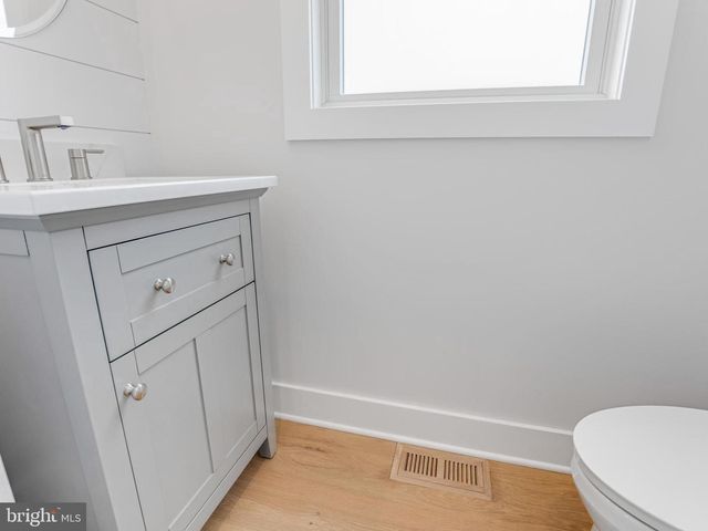 10-B W MARSHALL AVE, Long Beach Township, NJ 08008