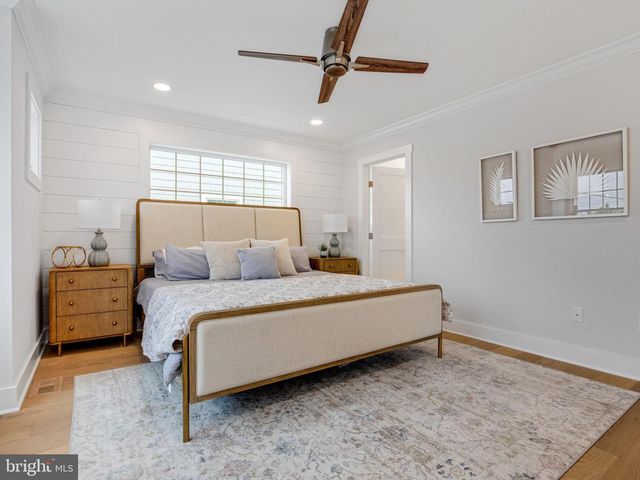 10-B W MARSHALL AVE, Long Beach Township, NJ 08008