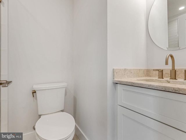 10-B W MARSHALL AVE, Long Beach Township, NJ 08008