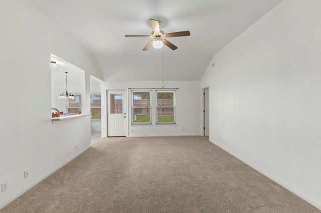 290 Bailey LOOP, Kyle, TX 78640