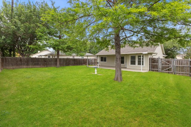 290 Bailey LOOP, Kyle, TX 78640