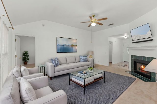 290 Bailey LOOP, Kyle, TX 78640
