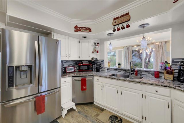 6419 Marysville Rd, Browns Valley, CA 95918
