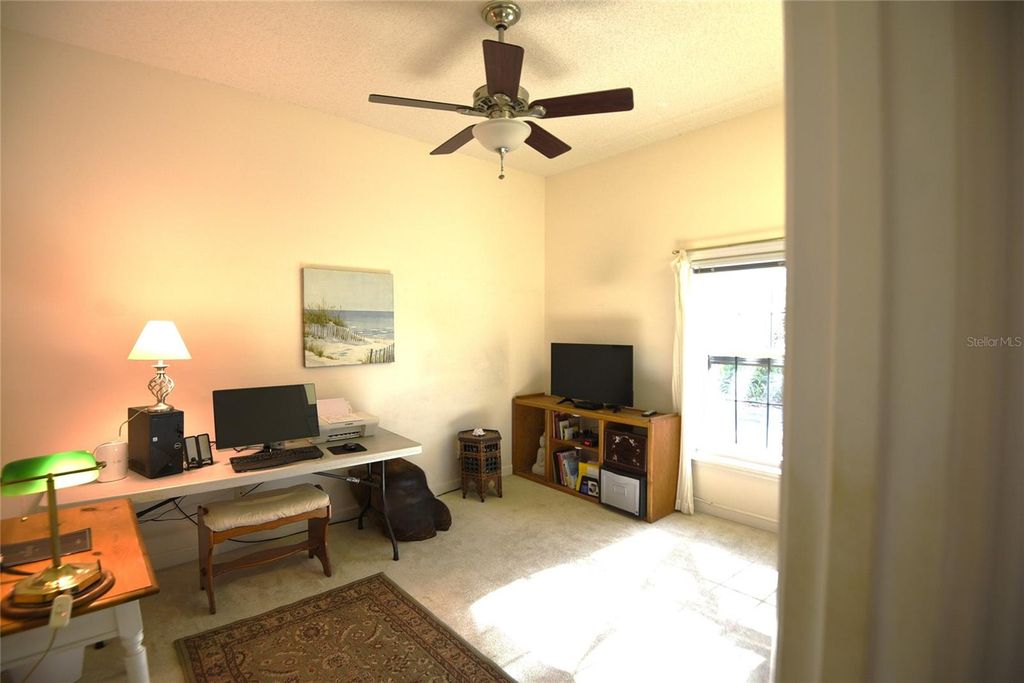 Image 17 of property listing at 2409 BERKSHIRE DRIVE, Winter Haven, FL 33884