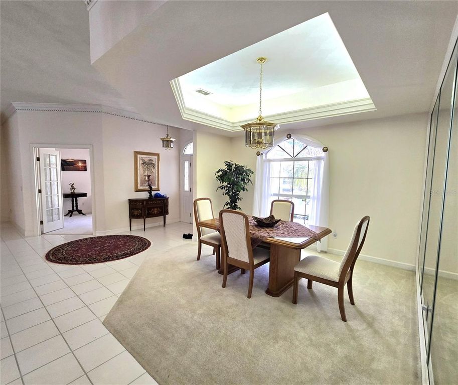 Image 4 of property listing at 2409 BERKSHIRE DRIVE, Winter Haven, FL 33884