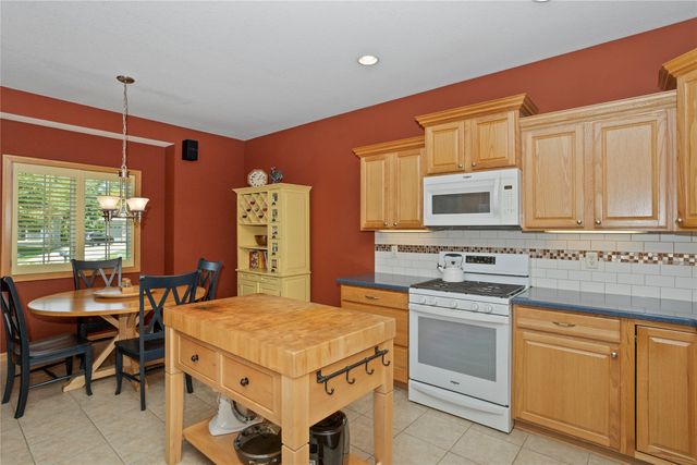 12308 Twana Drive, Urbandale, IA 50323