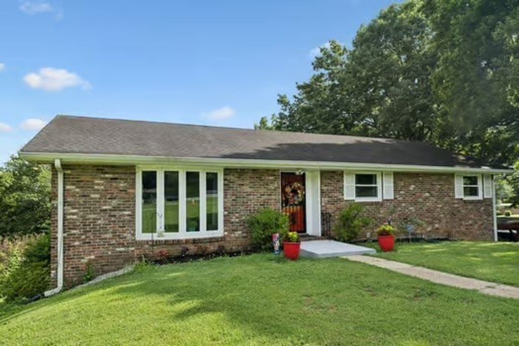 432 Hollydale Dr, Nashville, TN 37217