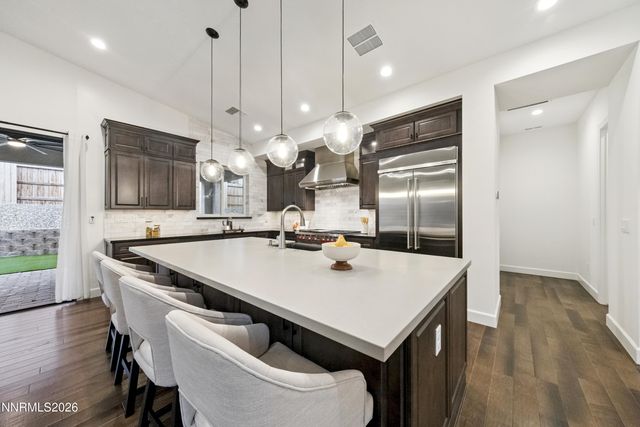 2348 Hammer Falls Drive, Reno, NV 89521