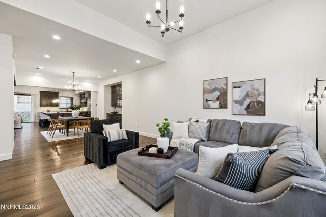 2348 Hammer Falls Drive, Reno, NV 89521