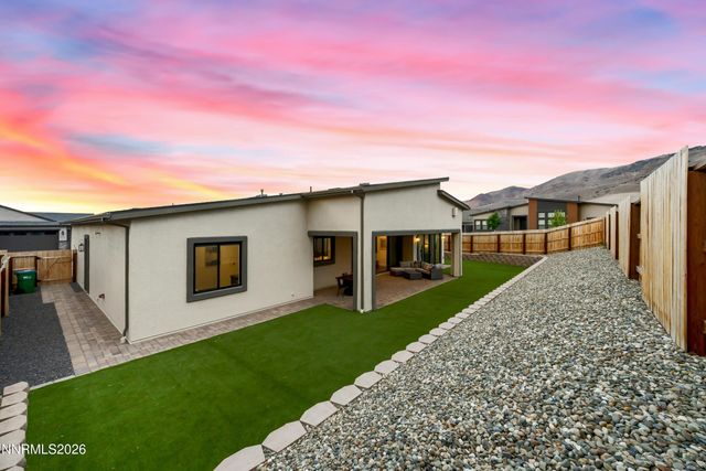 2348 Hammer Falls Drive, Reno, NV 89521