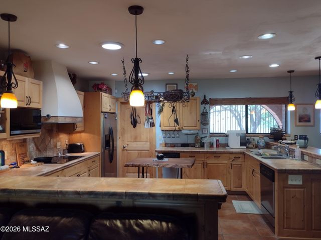 438 Rio Rico Drive, Rio Rico, AZ 85648