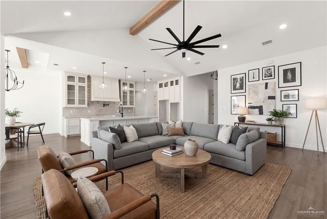 9833 Heights N, Harlingen, TX 78552