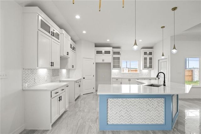 113 Traditions Dr, Rockport, TX 78382