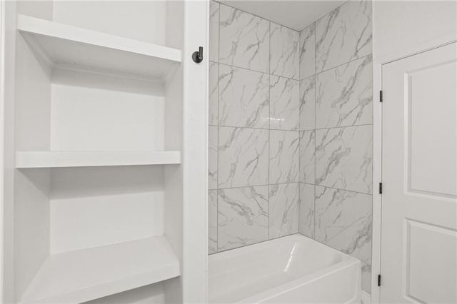 113 Traditions Dr, Rockport, TX 78382