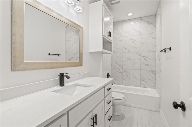 113 Traditions Dr, Rockport, TX 78382