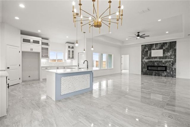 113 Traditions Dr, Rockport, TX 78382