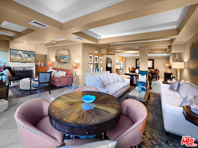 10795 Wilshire Boulevard 304, Los Angeles, CA 90024