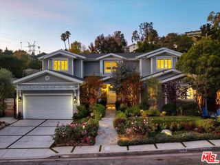809 Leonard Road, Los Angeles, CA 90049