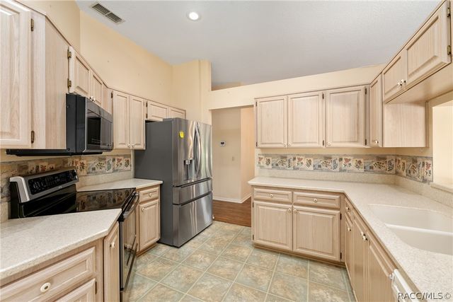 4611 N Rushmore Loop, Beverly Hills, FL 34465