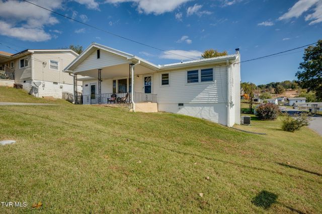 320 Independence Drive, Kingsport, TN 37660