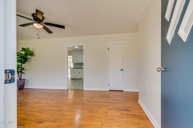 320 Independence Drive, Kingsport, TN 37660