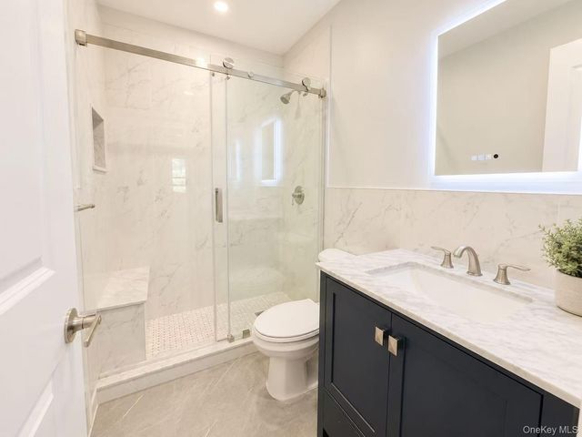 68-02 Jay Ave, Maspeth, NY 11378