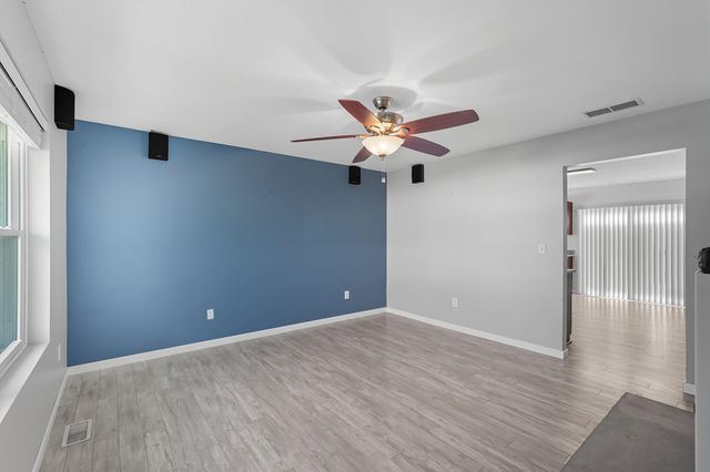 364 Rainier Road, Valparaiso, IN 46385