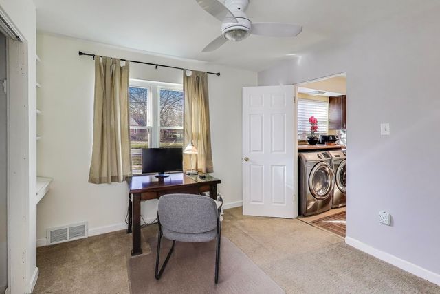 108 Beverly Place, Munster, IN 46321