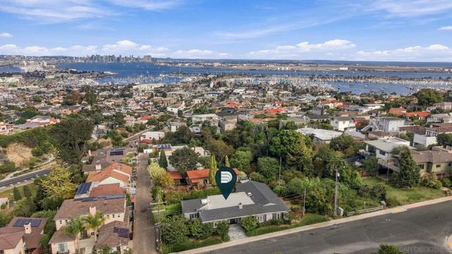 1155 Bangor St, San Diego, CA 92106