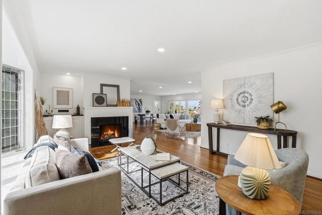 1155 Bangor St, San Diego, CA 92106