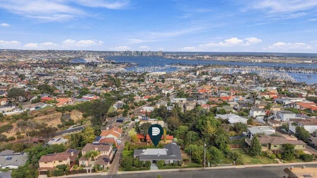 1155 Bangor St, San Diego, CA 92106