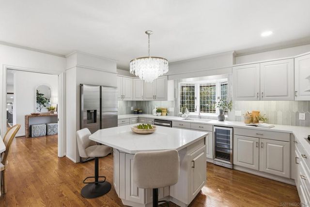 1155 Bangor St, San Diego, CA 92106