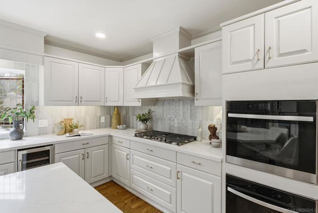 1155 Bangor St, San Diego, CA 92106