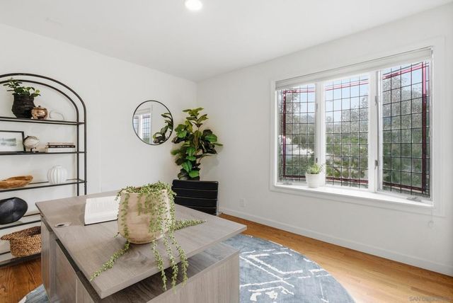 1155 Bangor St, San Diego, CA 92106