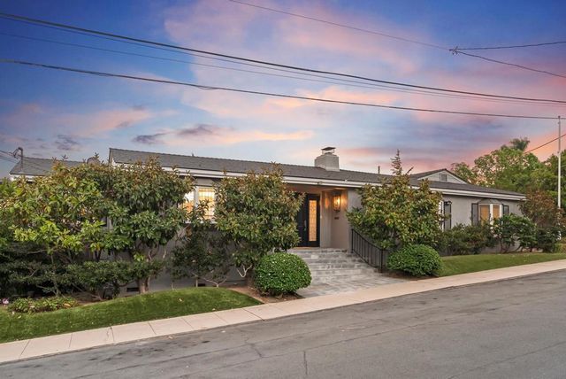 1155 Bangor St, San Diego, CA 92106