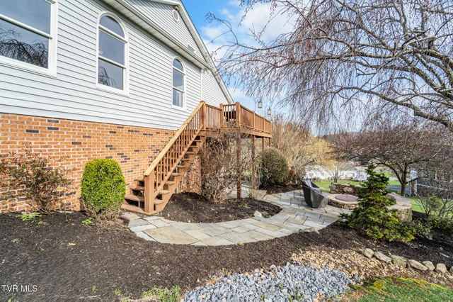 19050 Sterling Drive, Abingdon, VA 24211