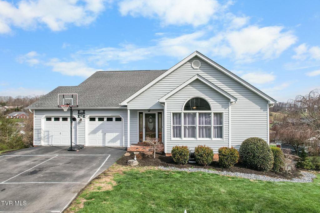 19050 Sterling Drive, Abingdon, VA 24211