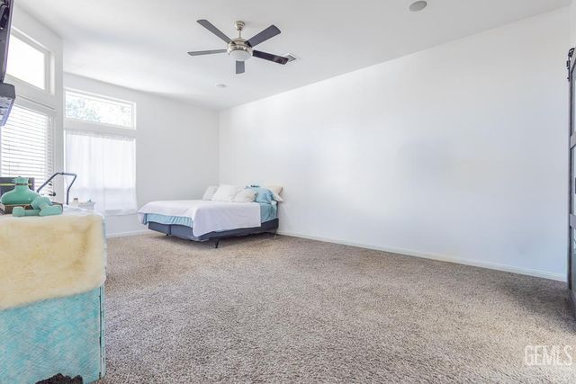 14146 Searspoint Avenue, Bakersfield, CA 93314