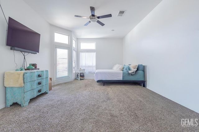 14146 Searspoint Avenue, Bakersfield, CA 93314