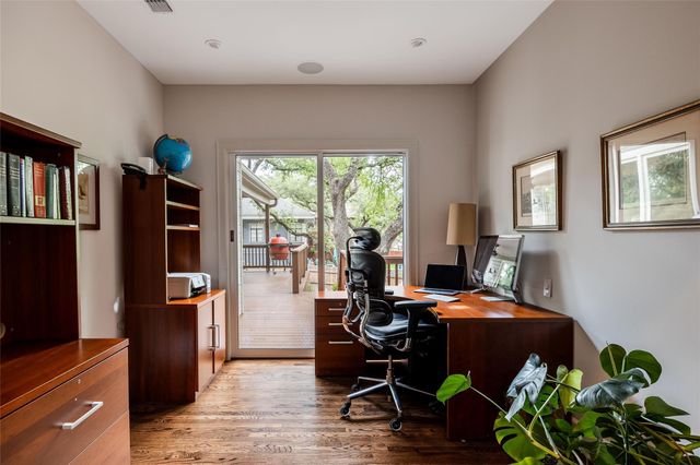 4801 Balcones DR, Austin, TX 78731