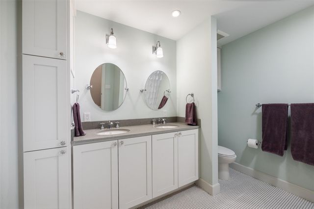 4801 Balcones DR, Austin, TX 78731