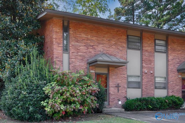 2130 Colony Cove Drive SW D-1, Huntsville, AL 35802