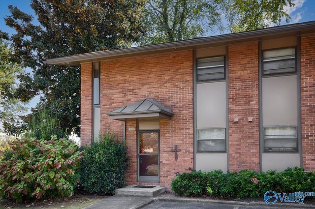 2130 Colony Cove Drive SW D-1, Huntsville, AL 35802