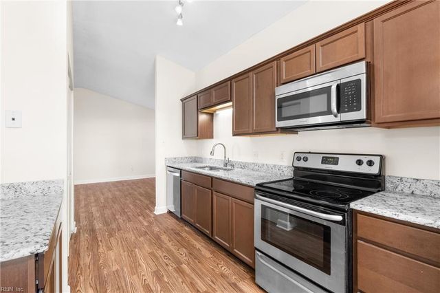 4829 Rugby RD, Virginia Beach, VA 23464