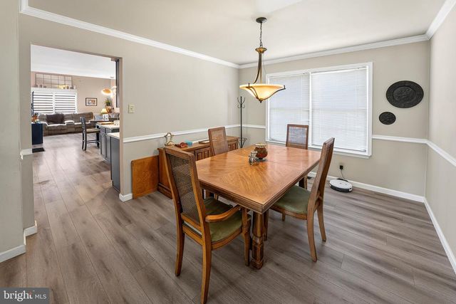 33 SALISBURY WAY, Logan Twp, NJ 08085